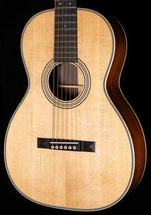 Martin 012-28 Modern Deluxe (492)