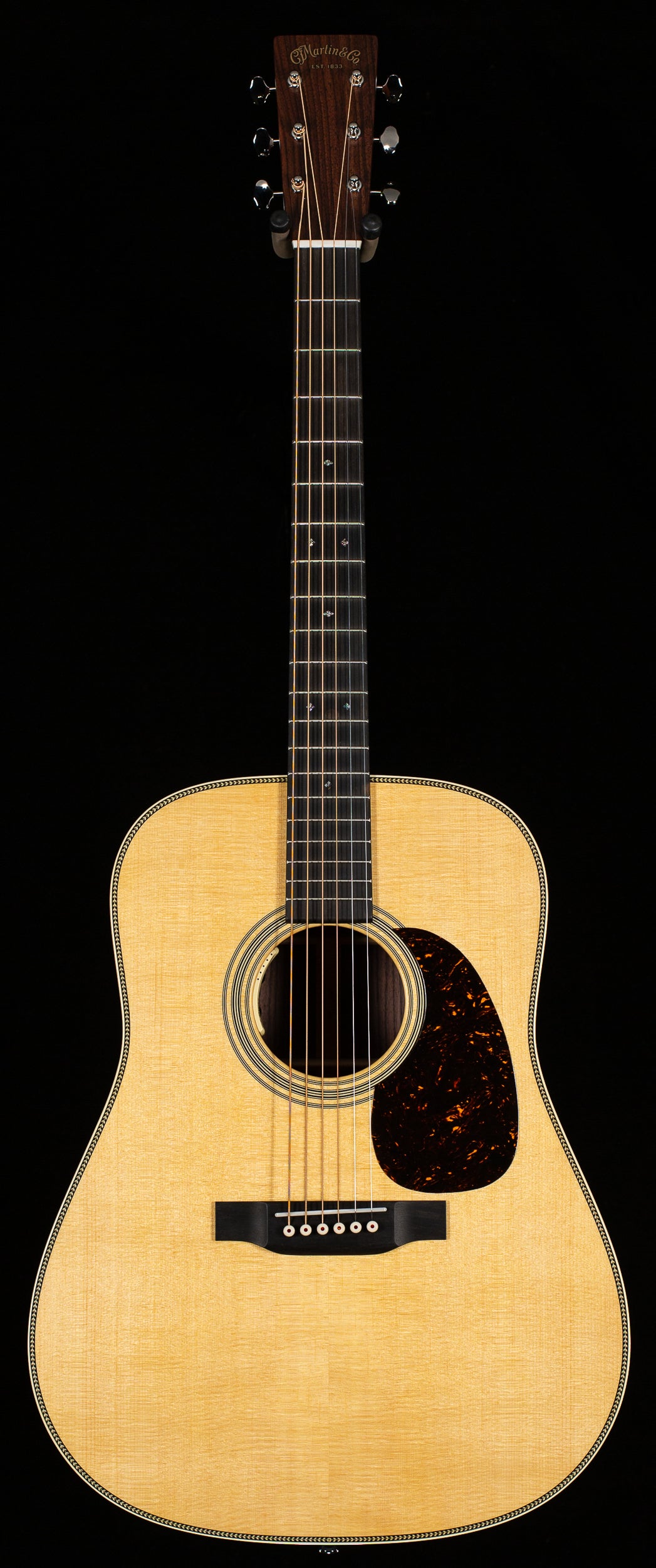 Martin HD-28E LR Baggs (671) - Willcutt Guitars