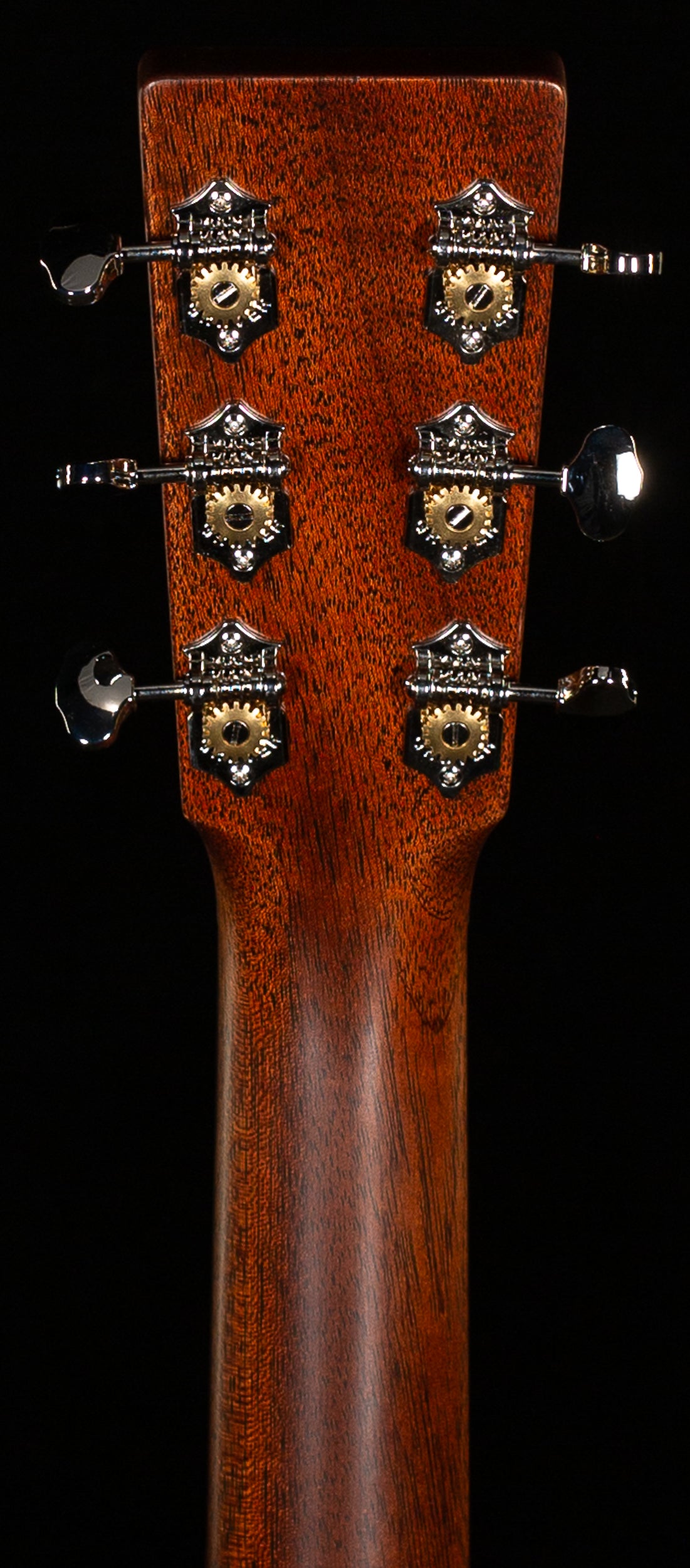 Martin D-18 Satin Amberburst 2024 Spec (764)