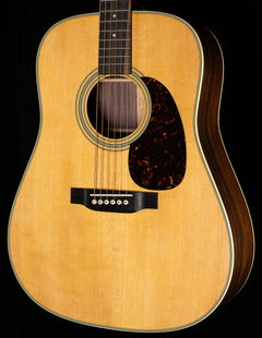 マーチン D-28 Martin D-28 Acoustic Guitar | Retired | Martin Guitar