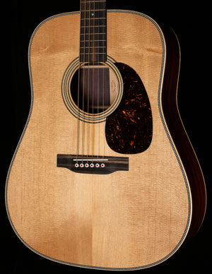 Martin D-28 Modern Deluxe (306)