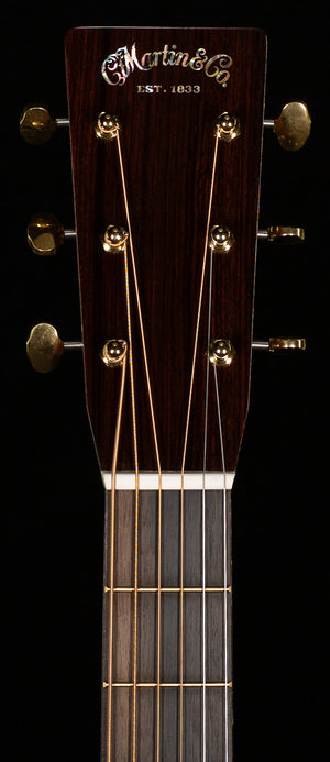 Martin D-28 Modern Deluxe (306)