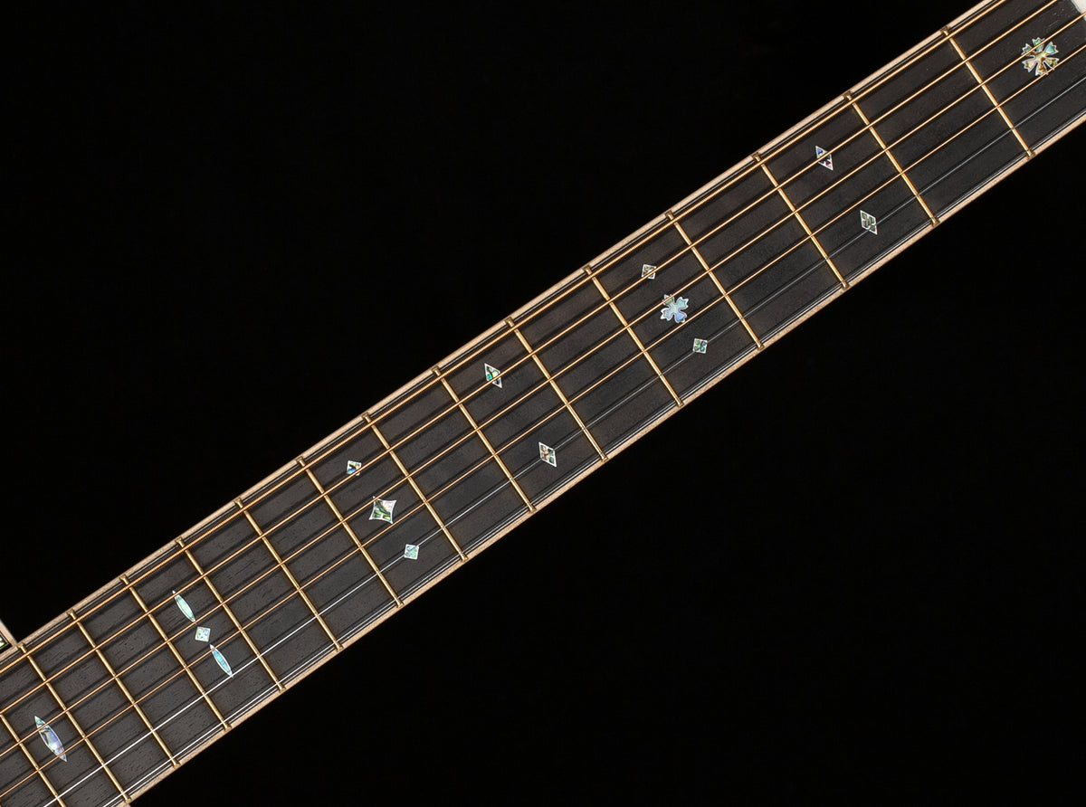 Martin 000-42 Modern Deluxe (597)
