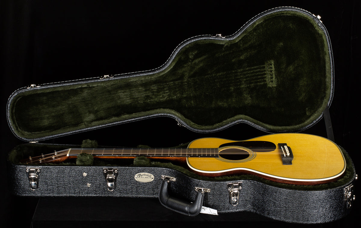 Martin Custom Shop Willcutt Exclusive 0 Style 28 Wild Grain East Indian Rosewood (518)