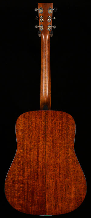 Martin Custom Shop Willcutt Exclusive Dreadnought Style 18 Adirondack/Flamed Mahogany (523)