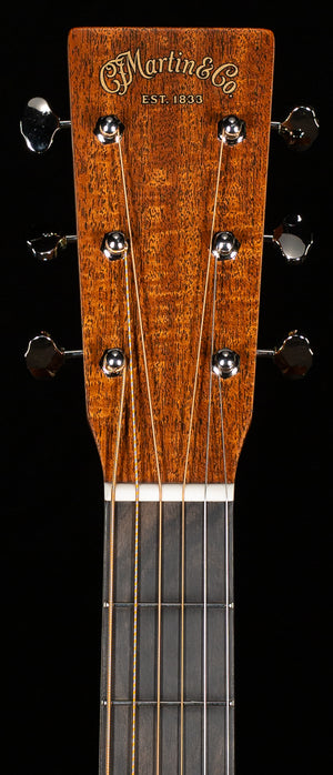 Martin Custom Shop Willcutt Exclusive Dreadnought Style 18 Adirondack/Flamed Mahogany (523)