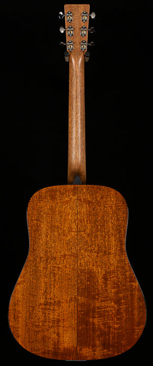 Martin Custom Shop Willcutt Exclusive Dreadnought 18 Style Flamed Mahogany/VTS Sitka Spruce (531)