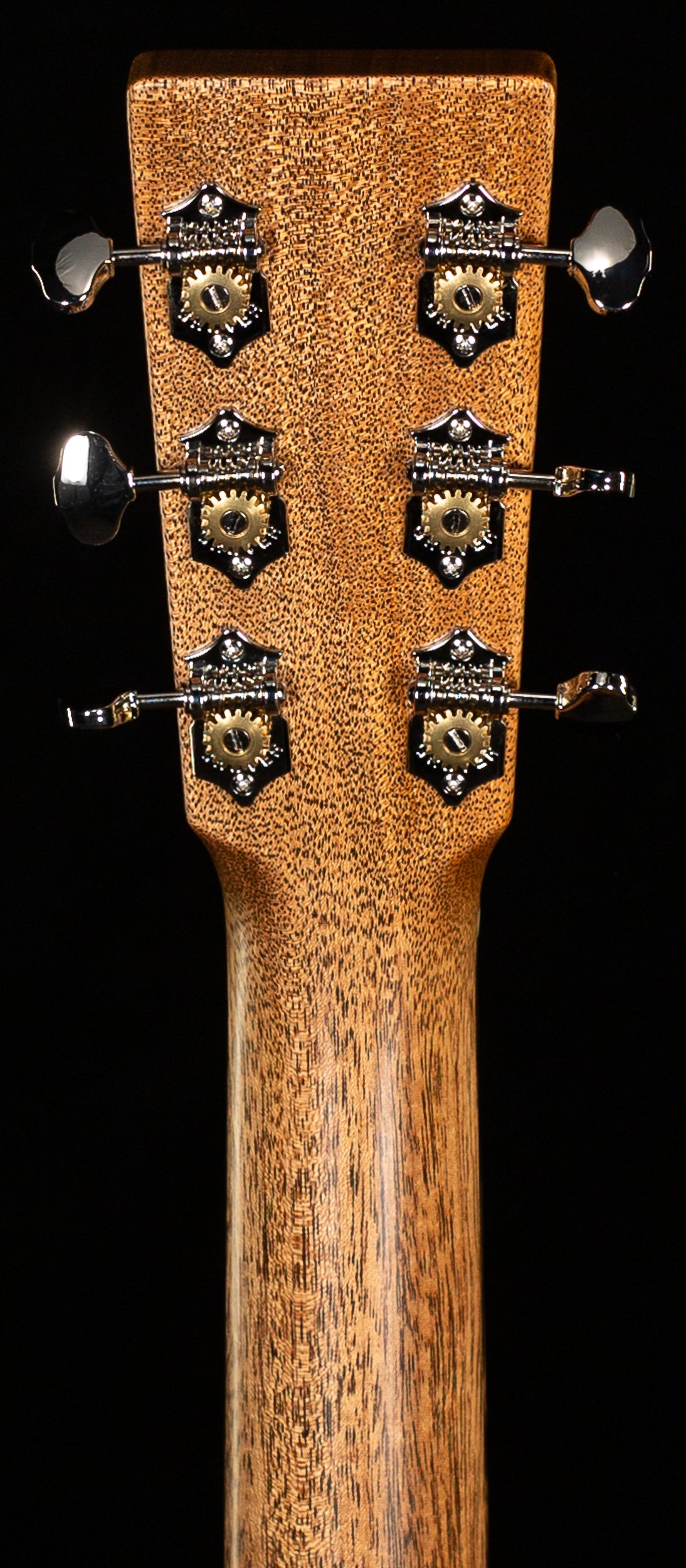 Martin Custom Shop Willcutt Exclusive Dreadnought 18 Style Flamed Mahogany/VTS Sitka Spruce (532)