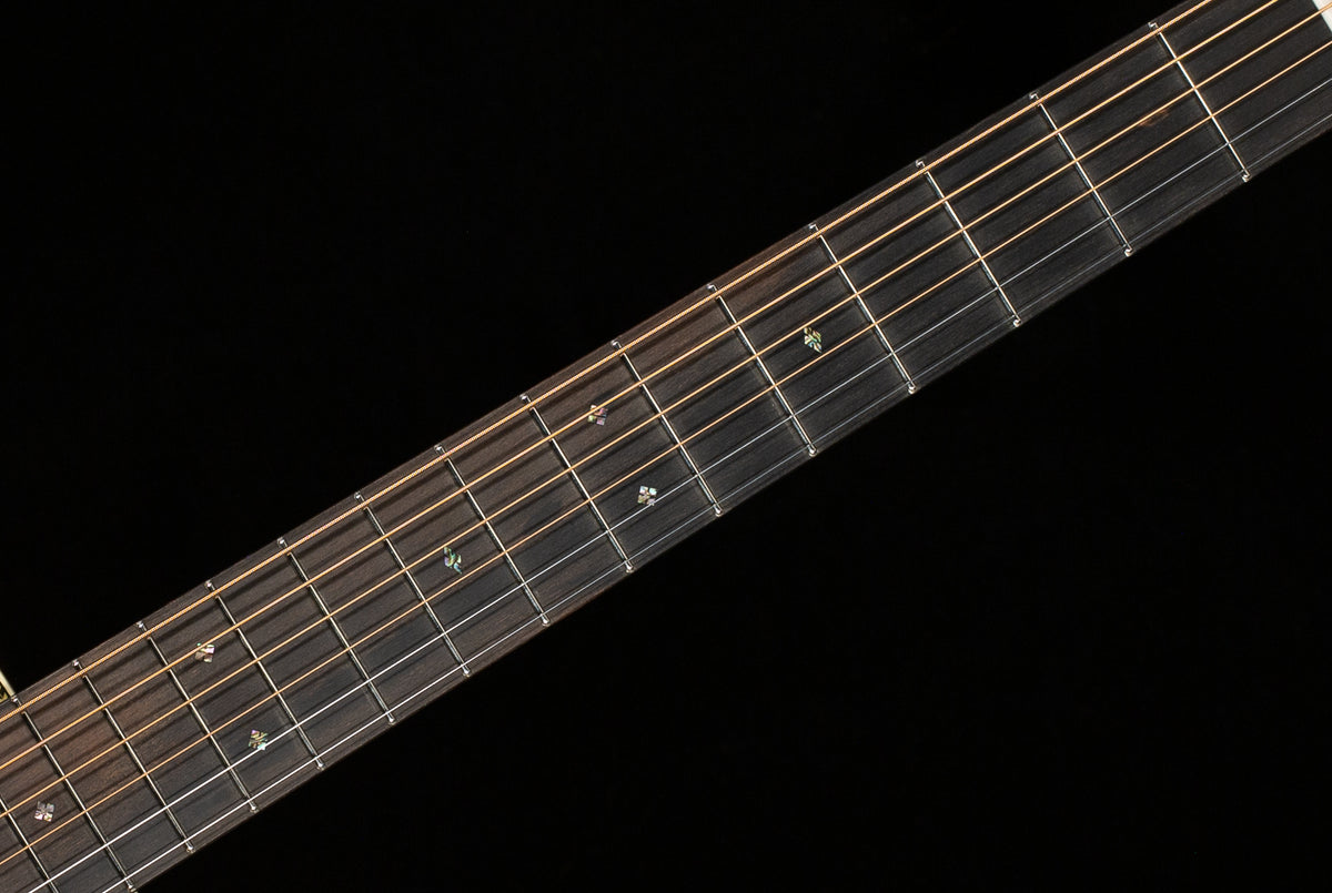 Martin Custom Shop Willcutt Exclusive 000 28 Style Wild Grain East Indian Rosewood (028)