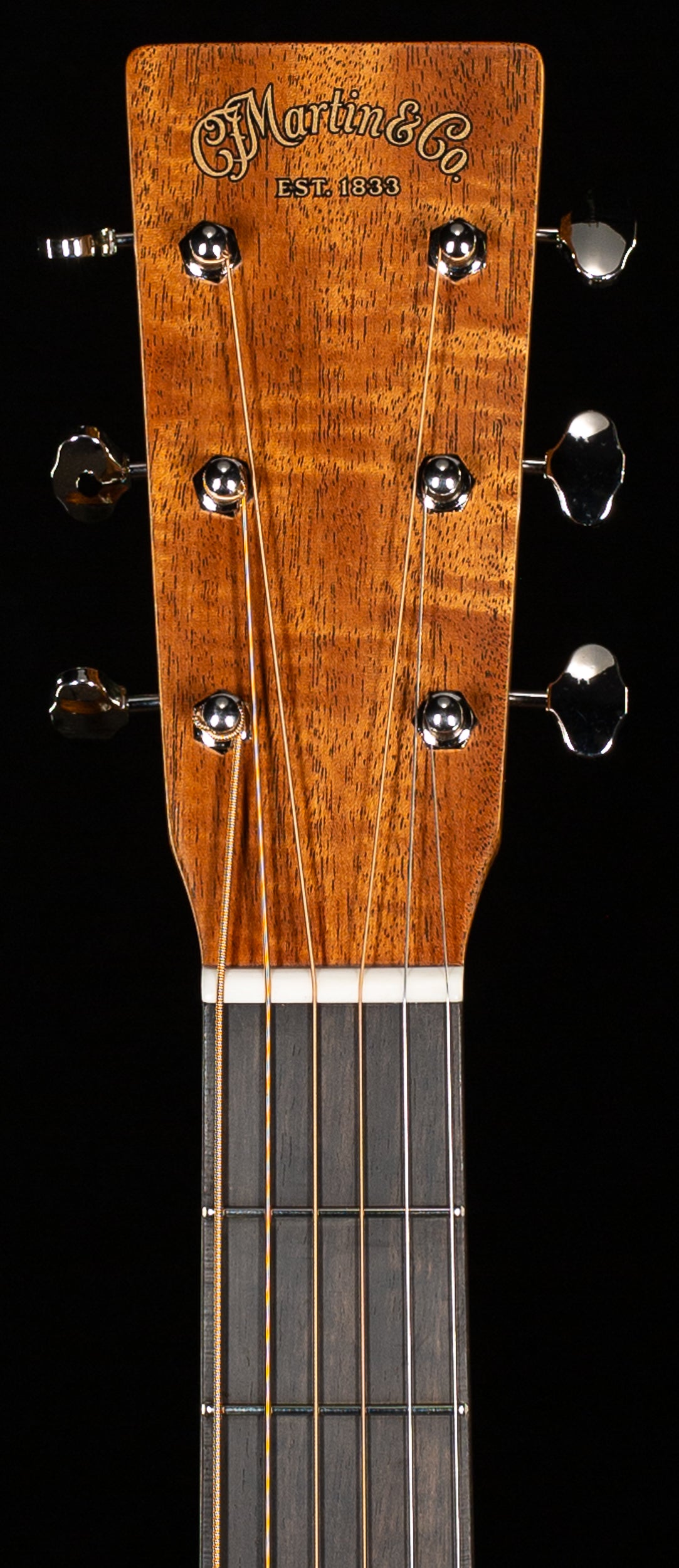 Martin Custom Shop Willcutt Exclusive OM Style 18 Sitka VTS/Flamed Mahogany (035)