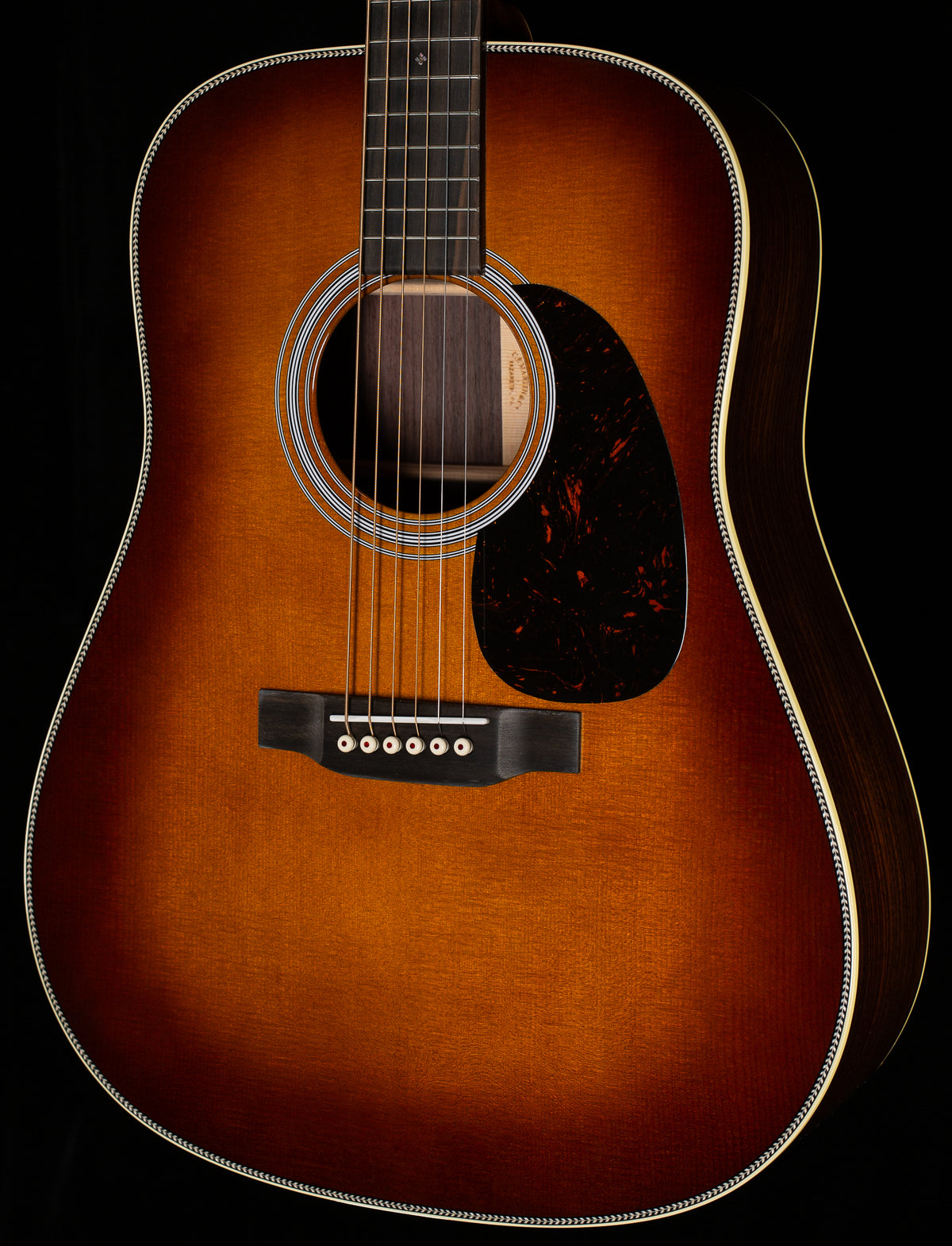 Martin HD-28 Ambertone (935)