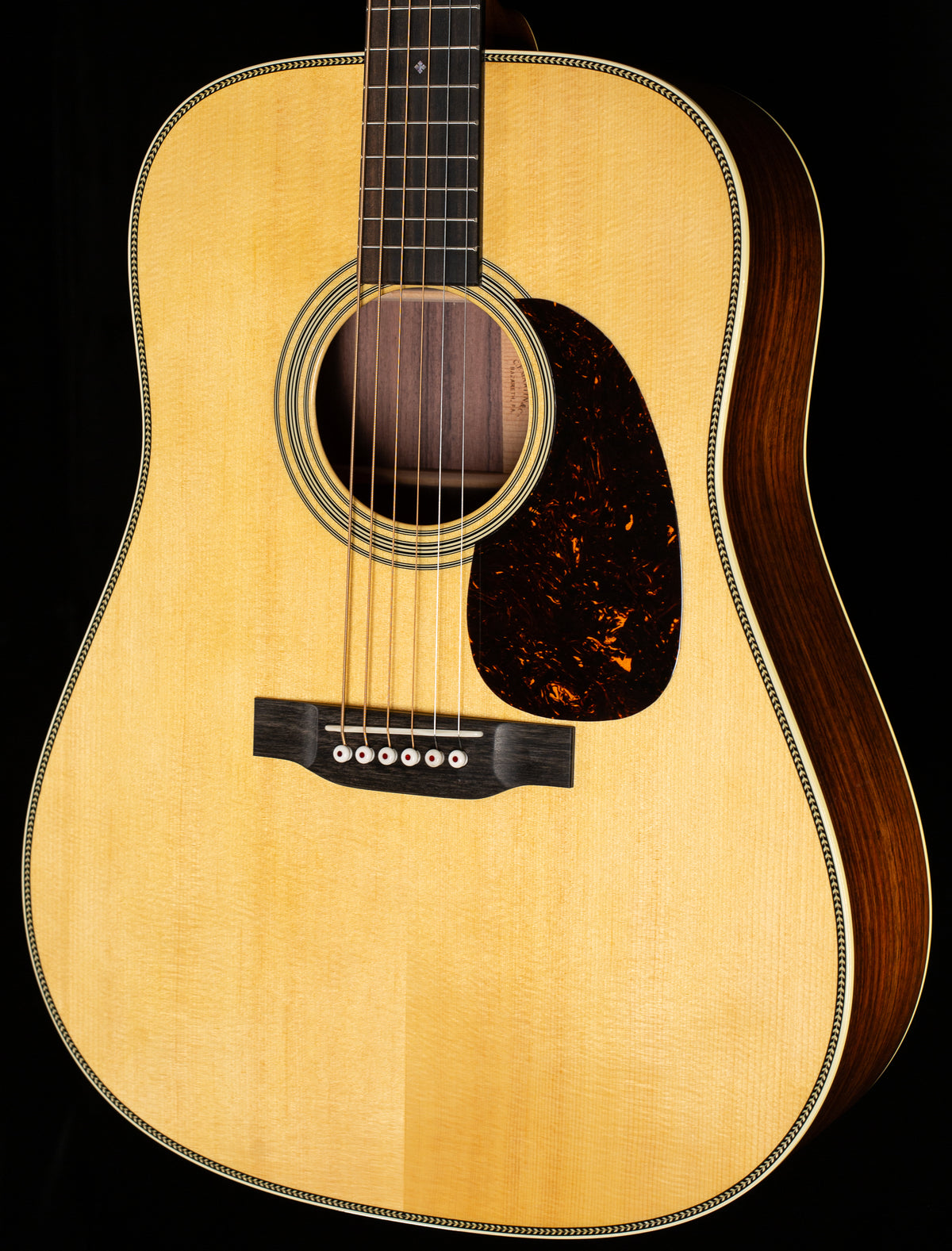 Martin HD-28 2025 Spec (426)