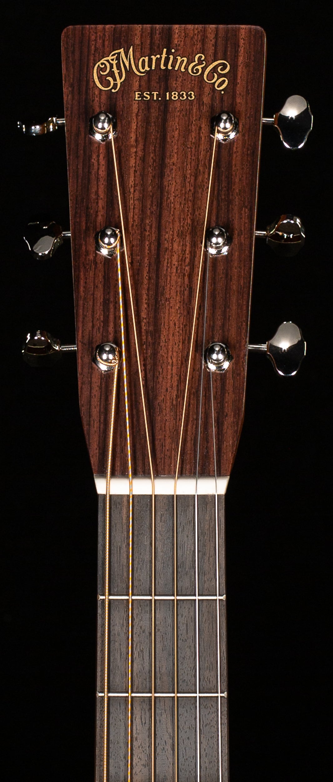 Martin HD-28 2025 Spec (426)
