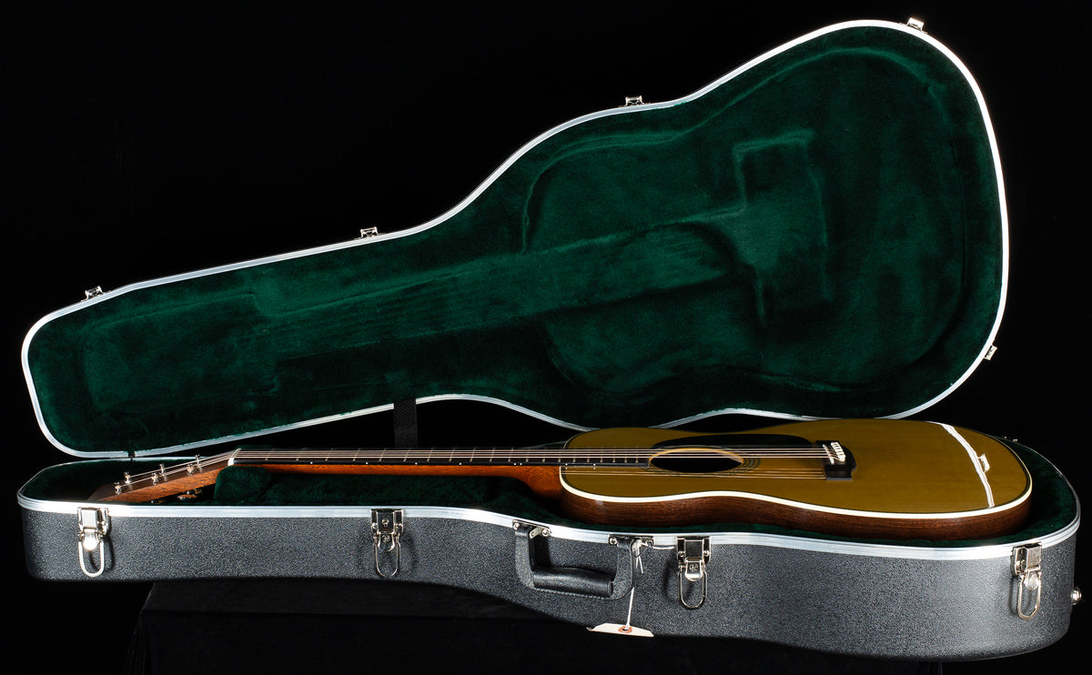 2025 Martin 000-28 Acoustic Guitar