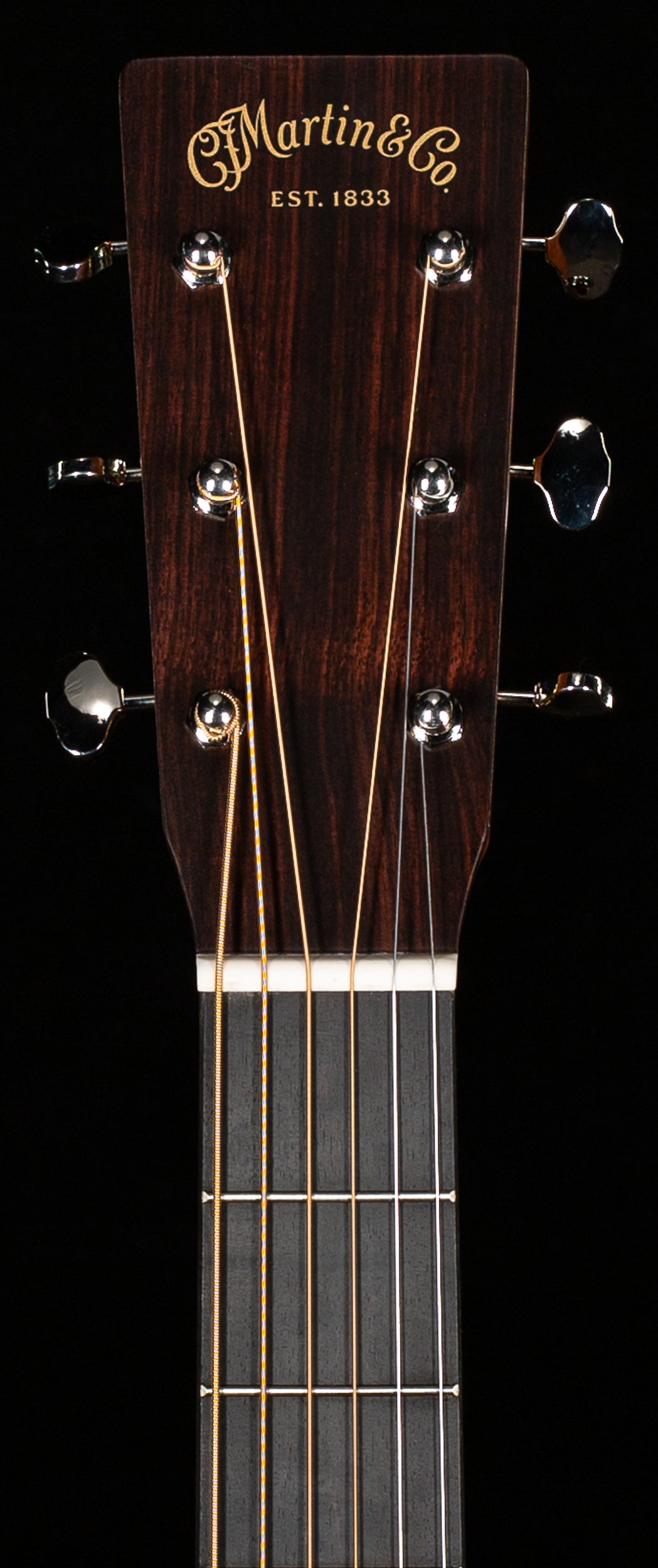 Martin D-18 Sunburst 2025 Spec (468)