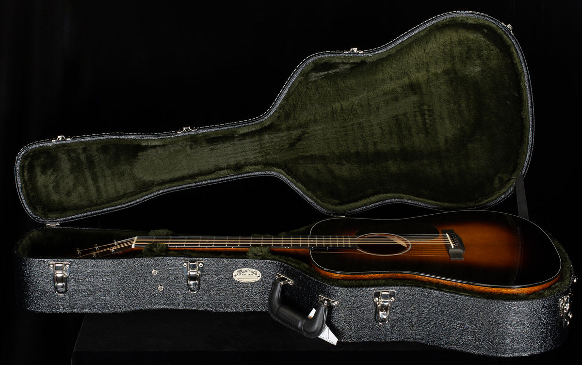 Martin D-18 Sunburst 2025 Spec (468)