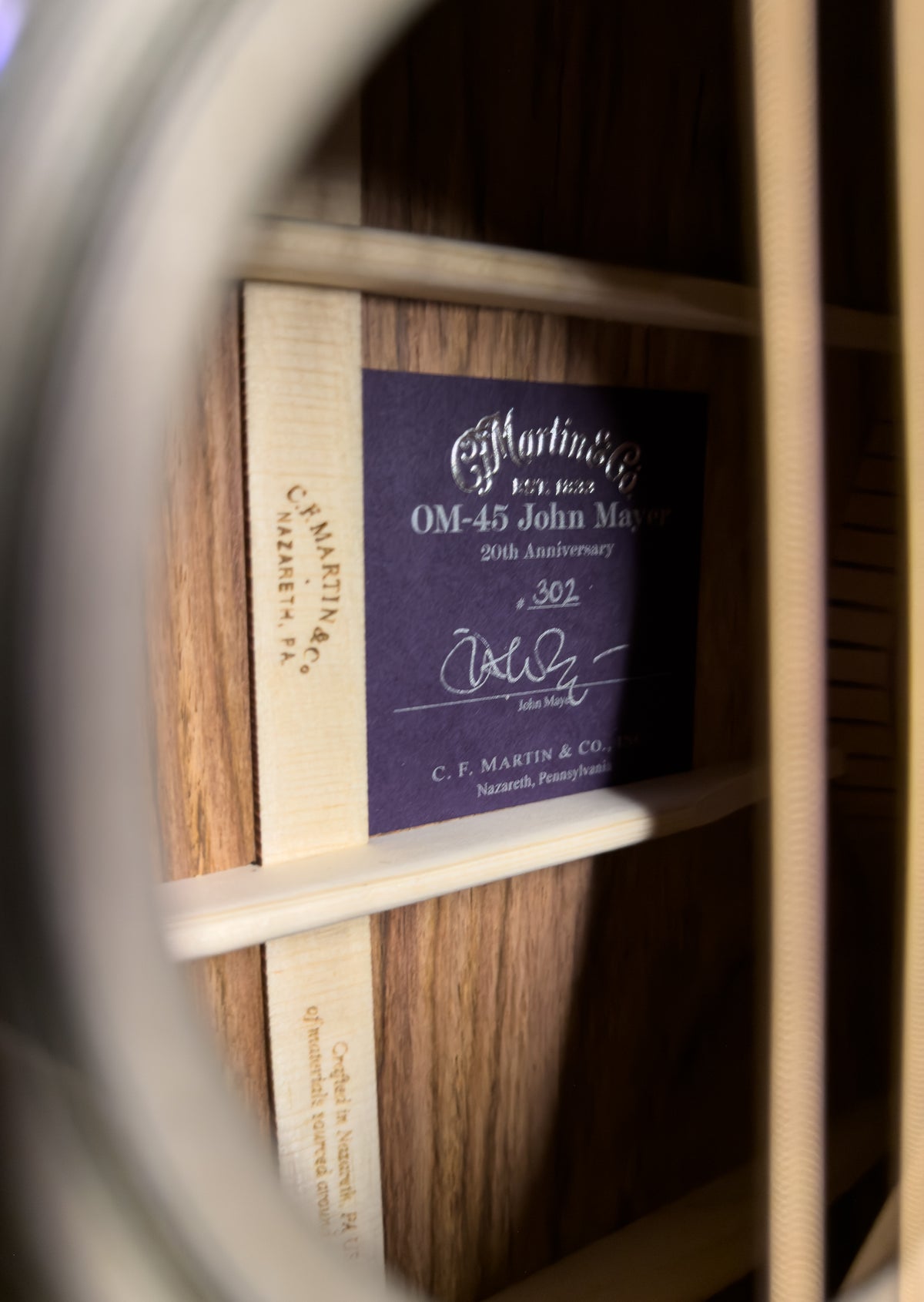 Martin OM-45 John Mayer 20th Anniversary (395)