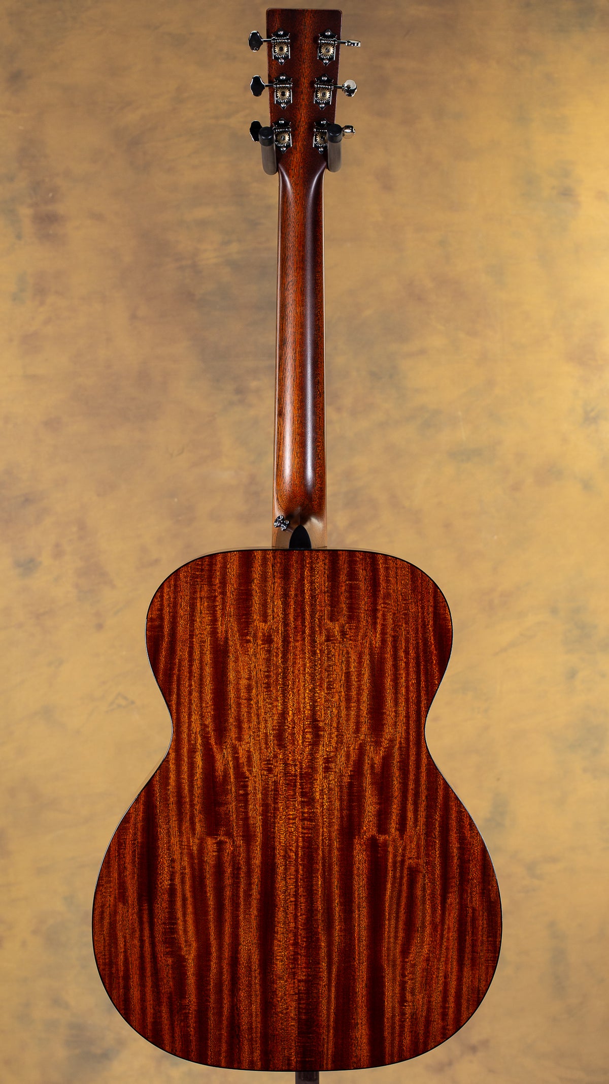 2023 Martin 000e Retro Plus