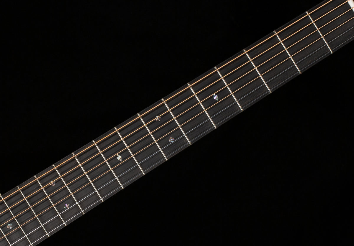 Martin OM-28 Sunburst 2025 Specs (839)