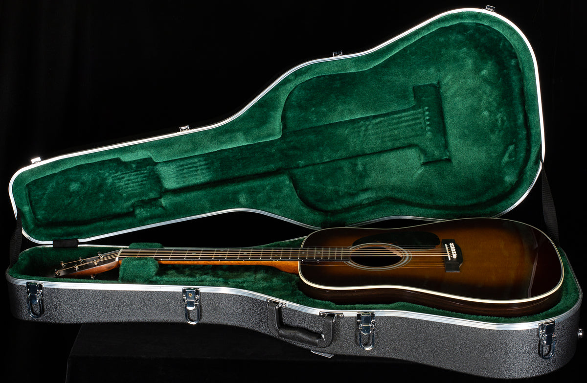 Martin D-28 Ambertone 2025 Spec (869)