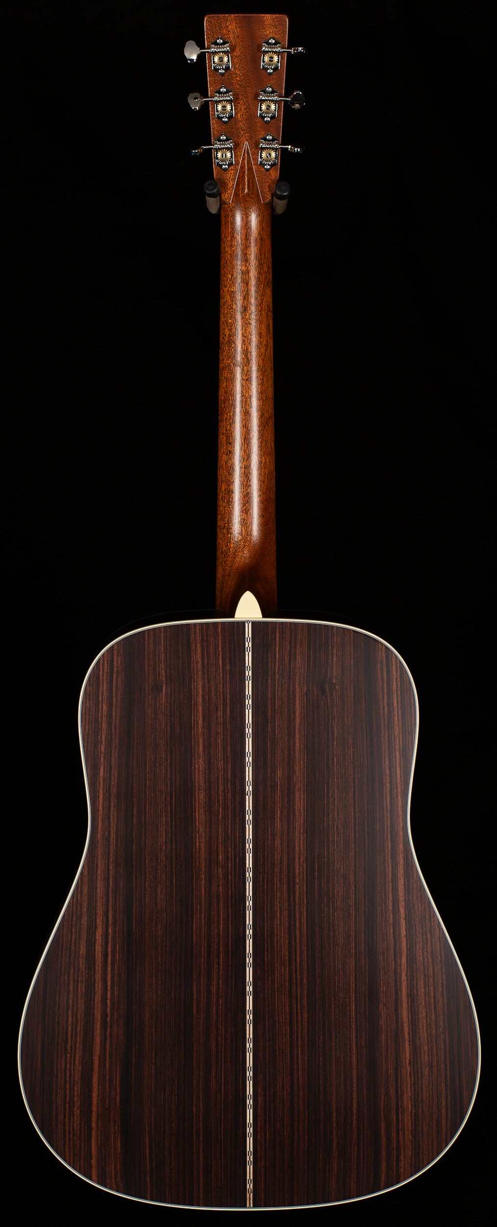 Martin D-28 Satin Sunburst 2025 Spec (004)