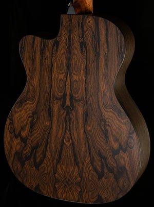 Martin OMC-X2E Sapele/Ziricote (437)