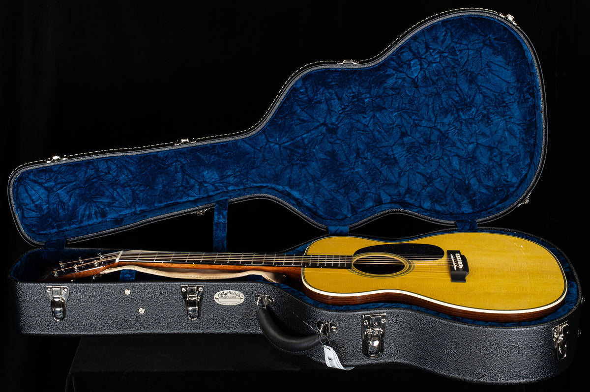 Martin 000-EC 30th Anniversary (367)