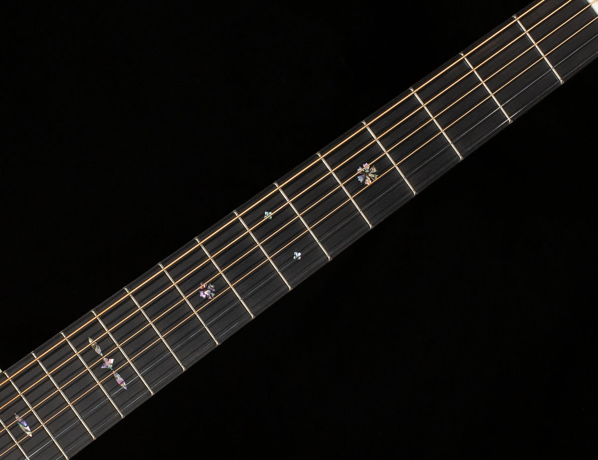 Martin 000-EC 30th Anniversary (367)