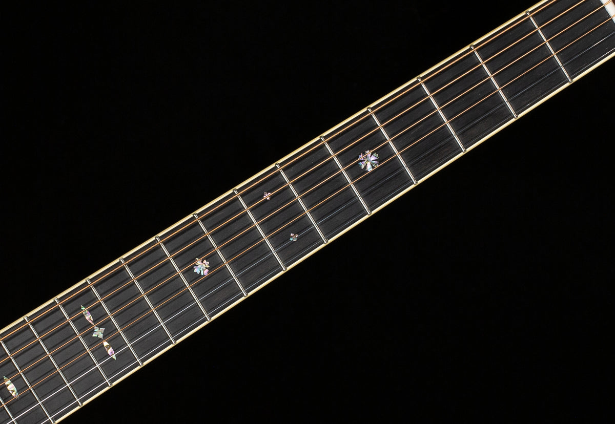 Martin 000-42EC 30th Annversary (089)