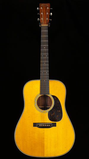 Martin D-28 Authentic 1937 Aged VTS Guatemalan Rosewood (236)