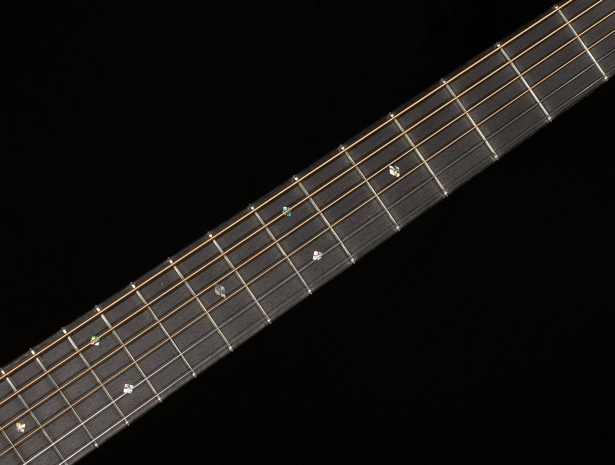 Martin D-28 Authentic 1937 Aged VTS Guatemalan Rosewood (236)
