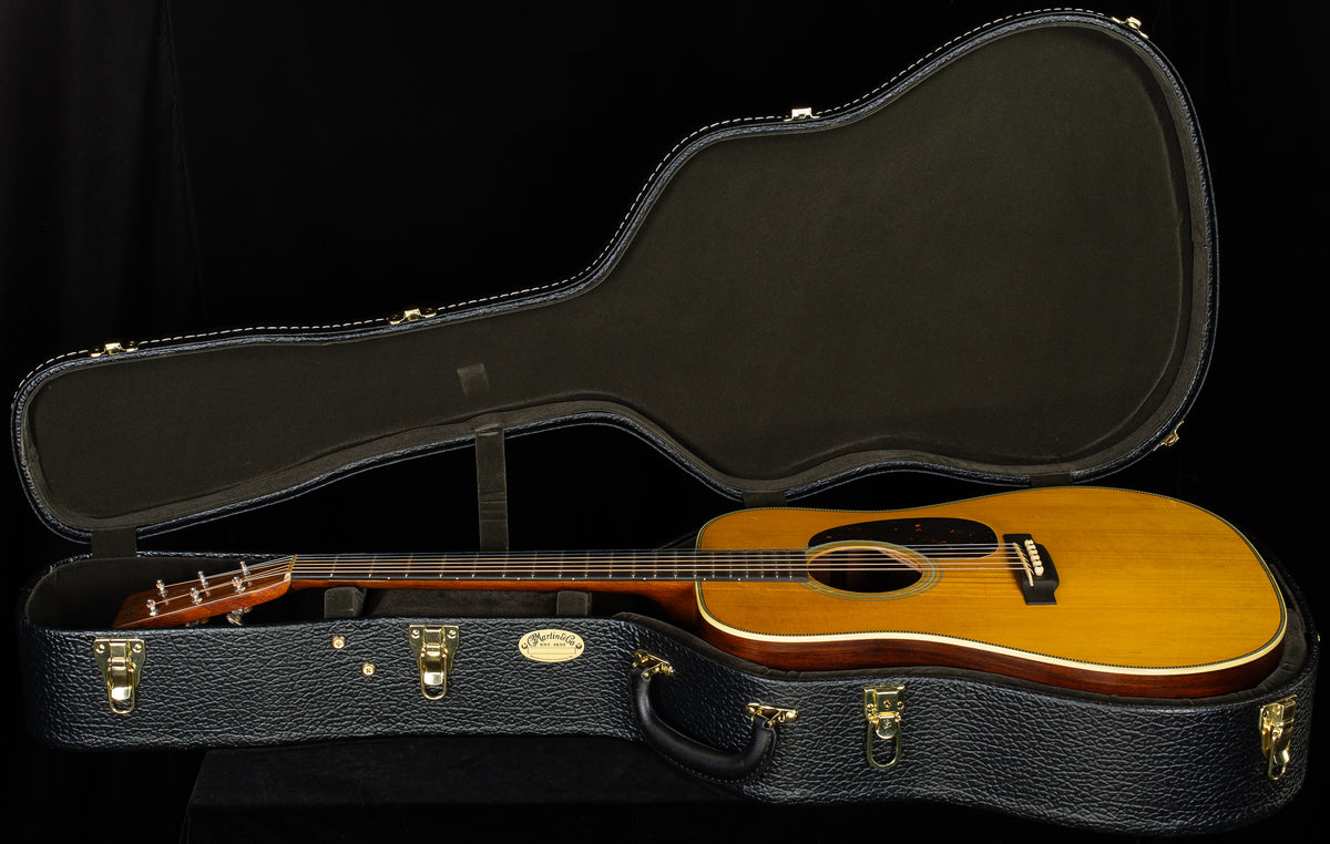 Martin D-28 Authentic 1937 Aged VTS Guatemalan Rosewood (236)
