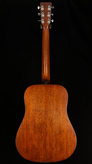 Martin D-18 Authentic 1937 VTS Aged (989)