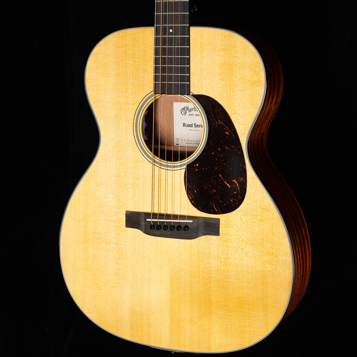 Martin 000-12E Retro (002)