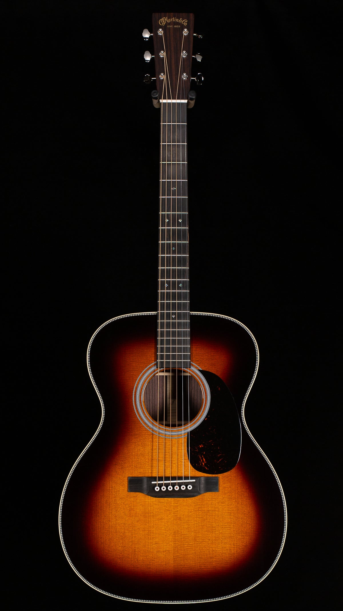 Martin 000-28 Sunburst 2025 Spec (136)