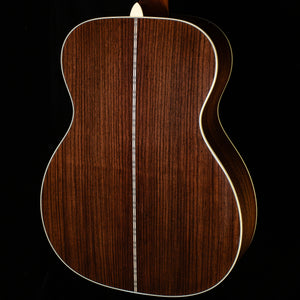 Martin 000-28 Sunburst 2025 Spec (136)