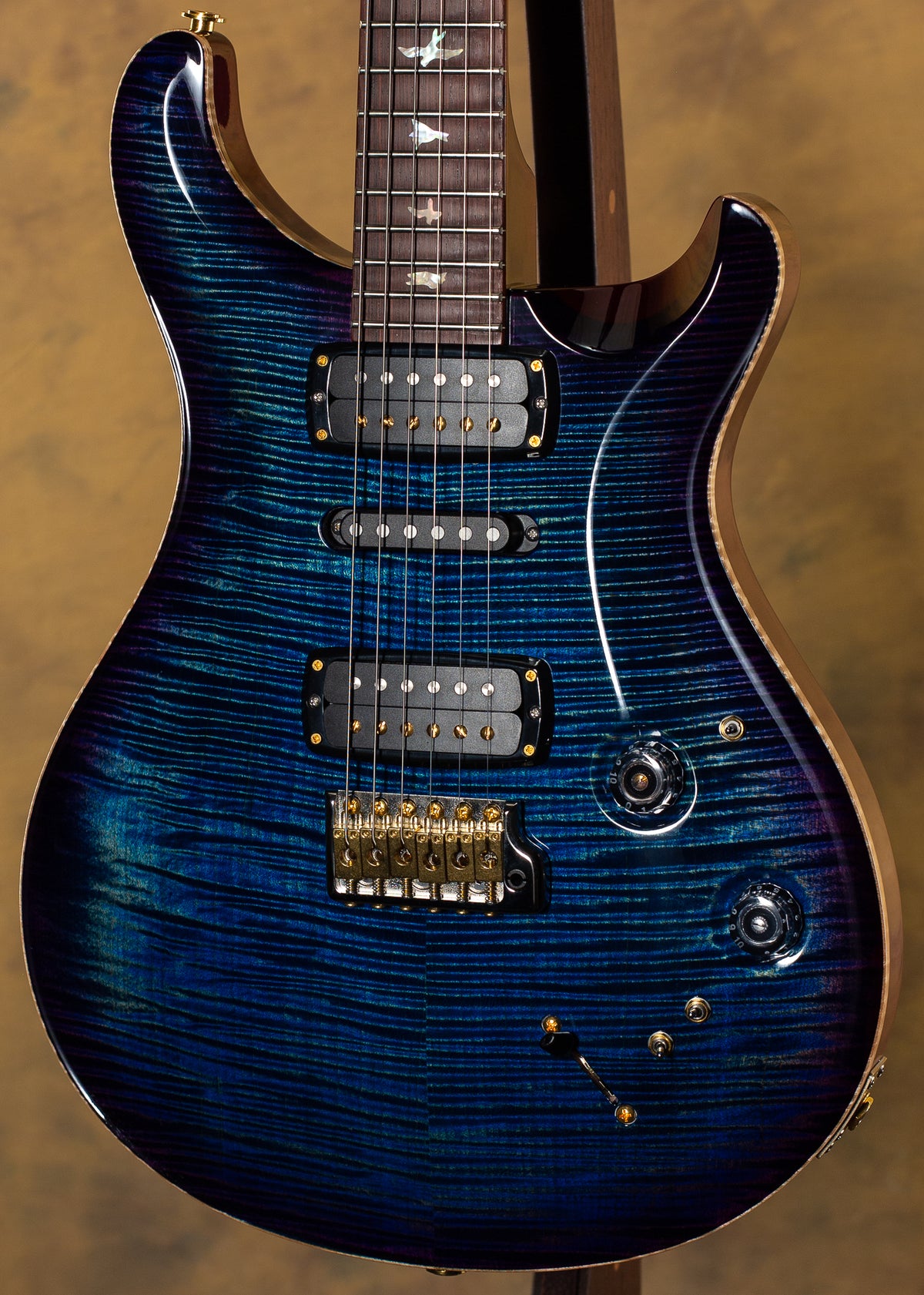 PRS Experience 2020 Modern Eagle V River Blue Smokeburst