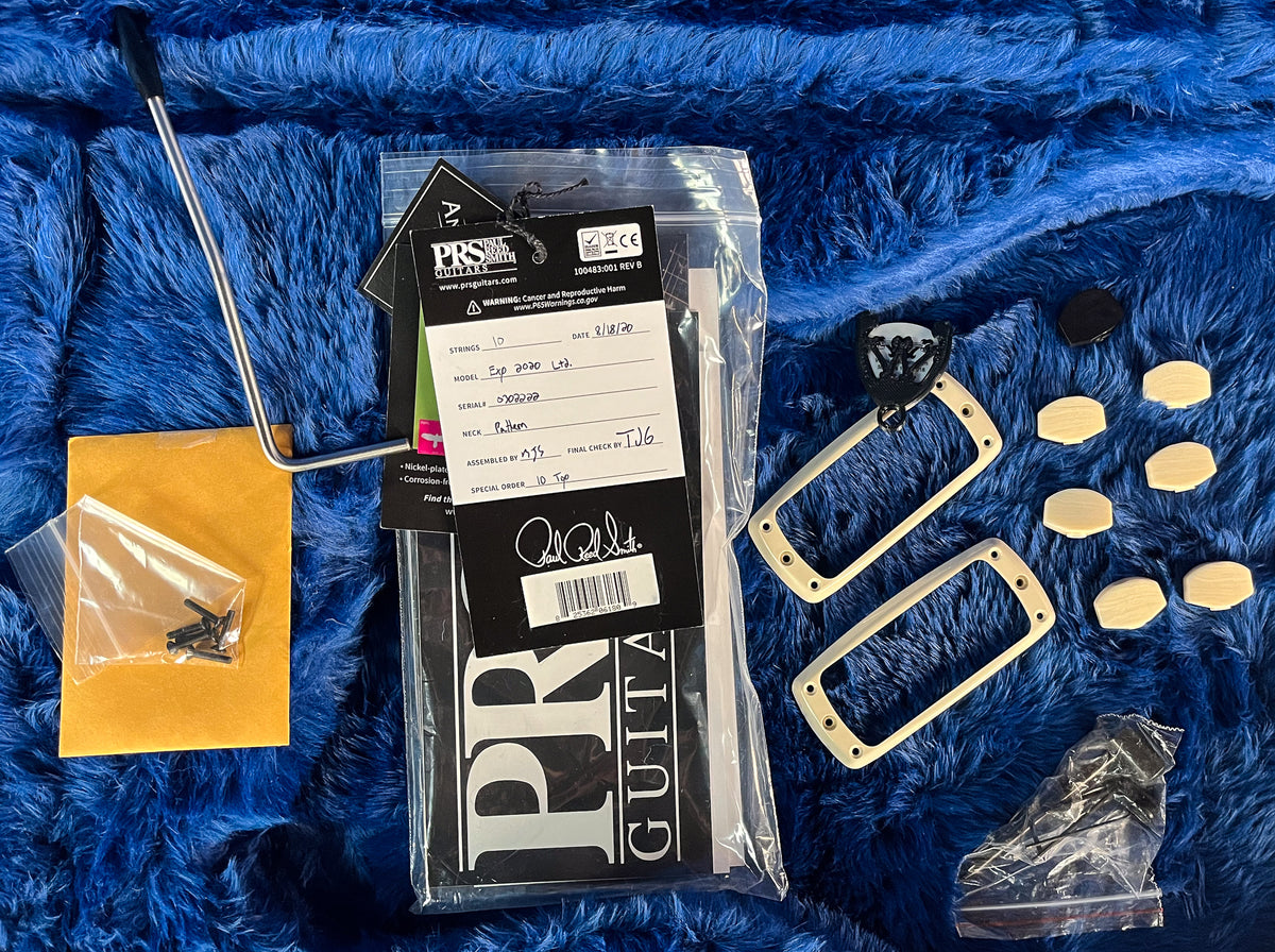 PRS Experience 2020 Modern Eagle V River Blue Smokeburst