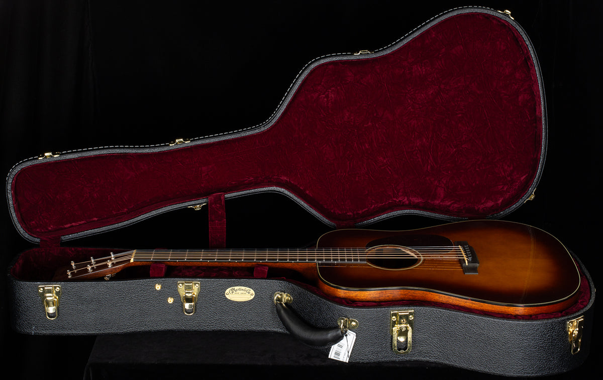 Martin Custom Shop D-18 Authentic 1937 Ambertone Stage 1 Aging (045)
