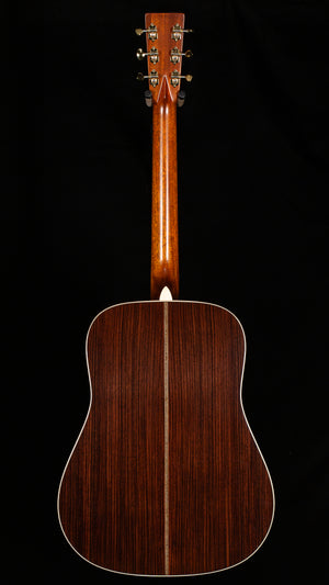 Martin D-28 Modern Deluxe (551)
