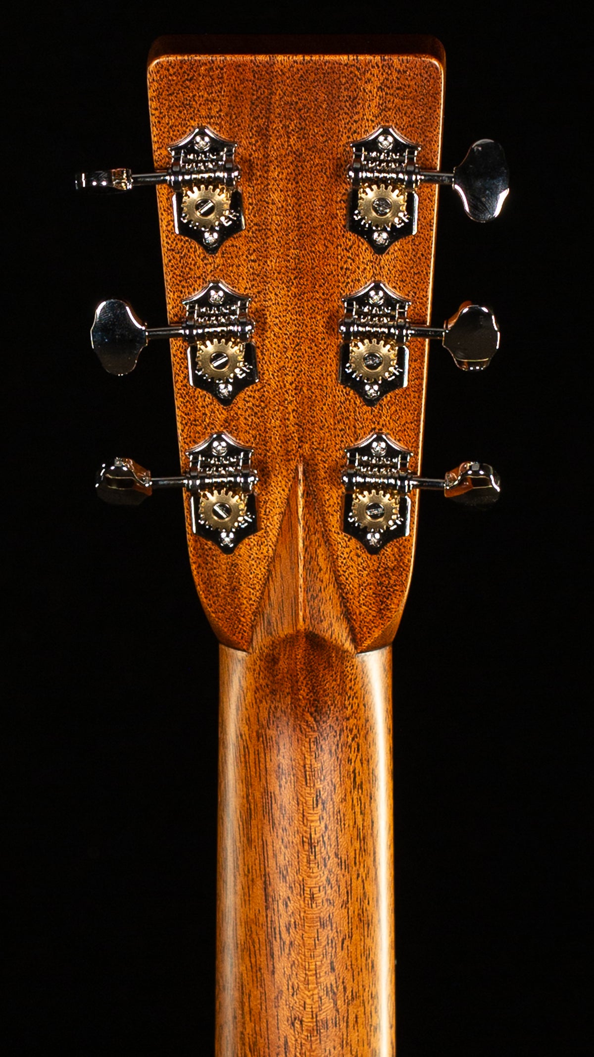 Martin D-28 Sunburst Satin (939)