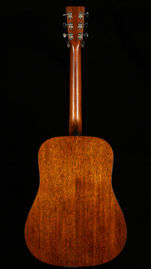 Martin Super D-18 (110)