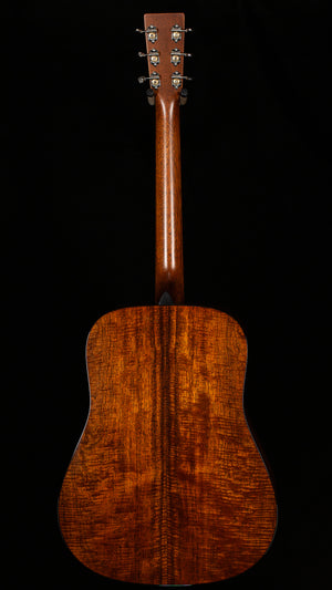 Martin Custom Shop Willcutt Exclusive Dreadnought 18 Style Adirondack/Flamed Mahogany (467)