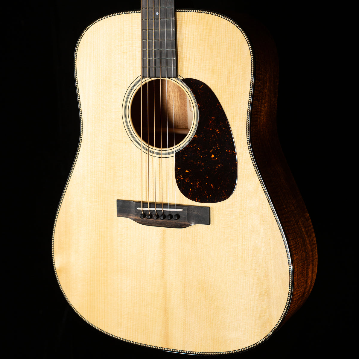 Martin Custom Shop Willcutt Exclusive Dreadnought 18 Style Adirondack/Flamed Mahogany (467)