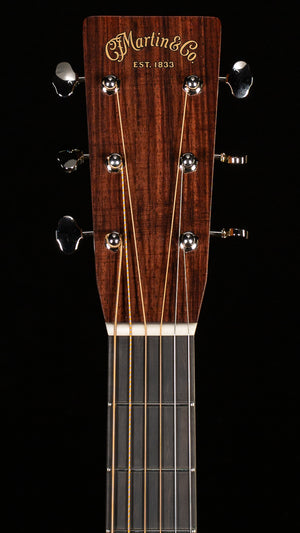 Martin Custom Shop Exclusive Dreadnought Style 28 Spruce/Wild Grain East Indian Rosewood (476)