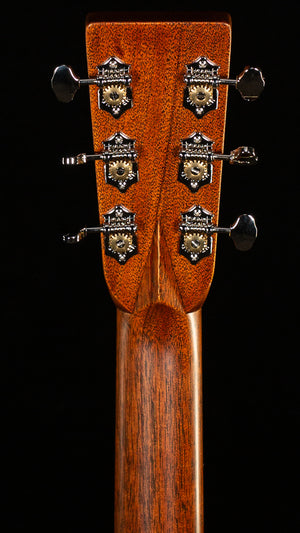Martin Custom Shop Exclusive Dreadnought Style 28 Spruce/Wild Grain East Indian Rosewood (476)