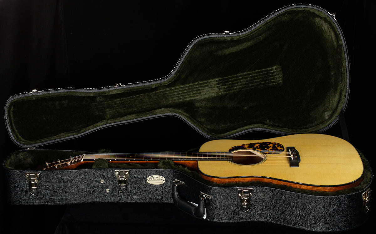 Martin Custom Shop Willcutt Exclusive Dreadnought 18 Style Large Sound Hole Adirondack/Mahogany (477)