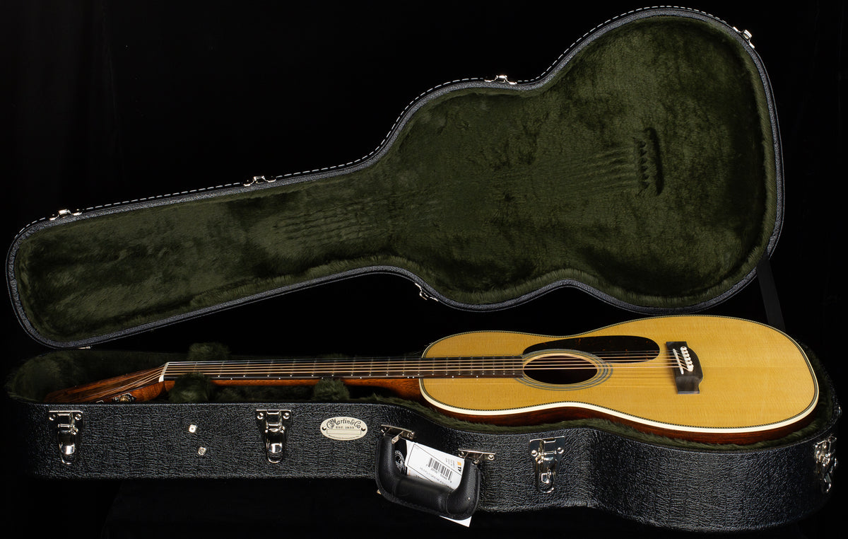 Martin Custom Shop Willcutt Exclusive 0 28 Style 12-Fret Slot Head Spruce/Wild Grain East Indian Rosewood (482)