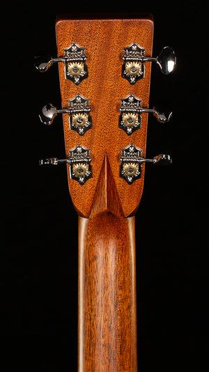 Martin HD-28 (125)