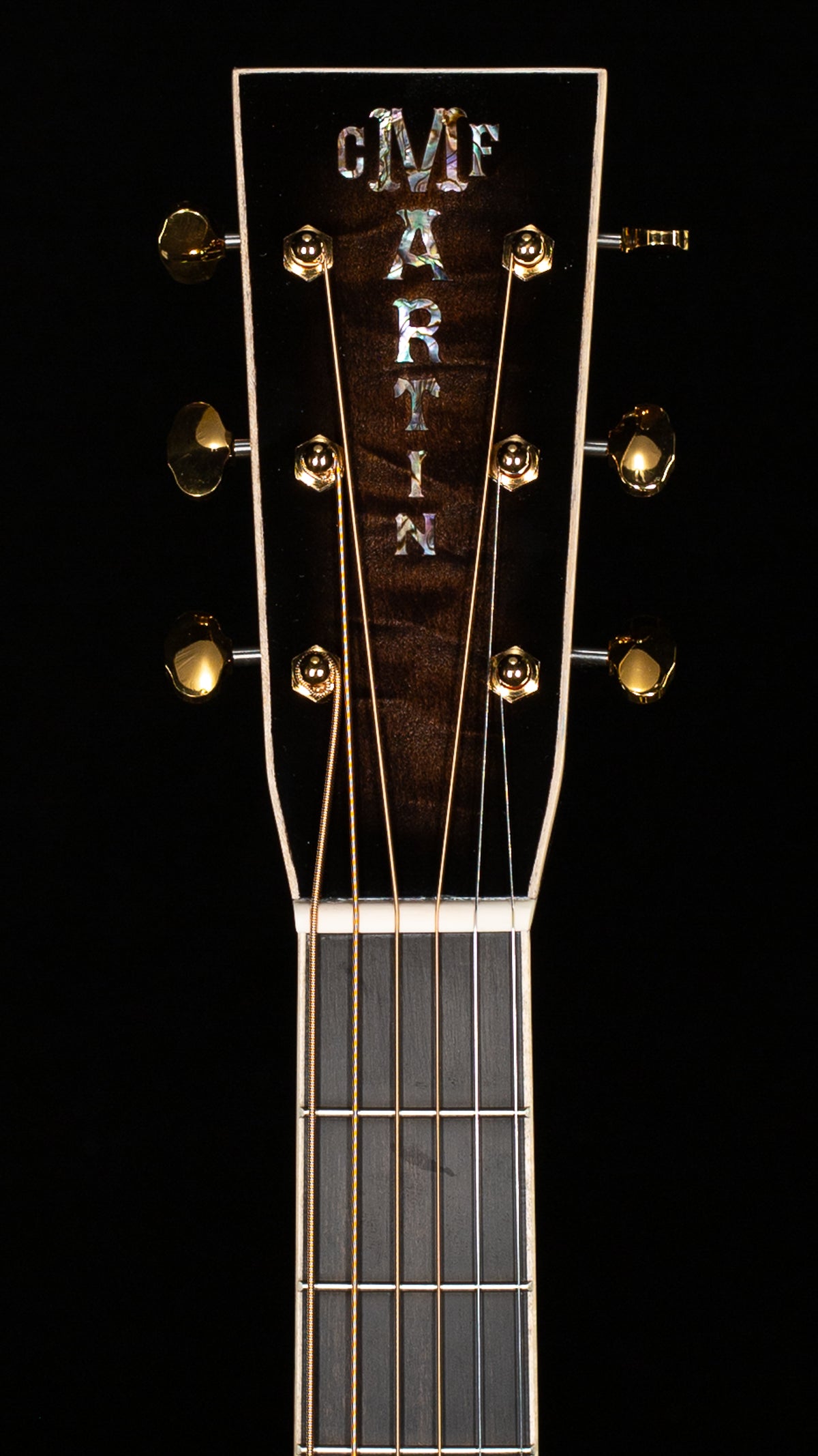 Martin Custom Shop M Paisley Ember Burst (284)